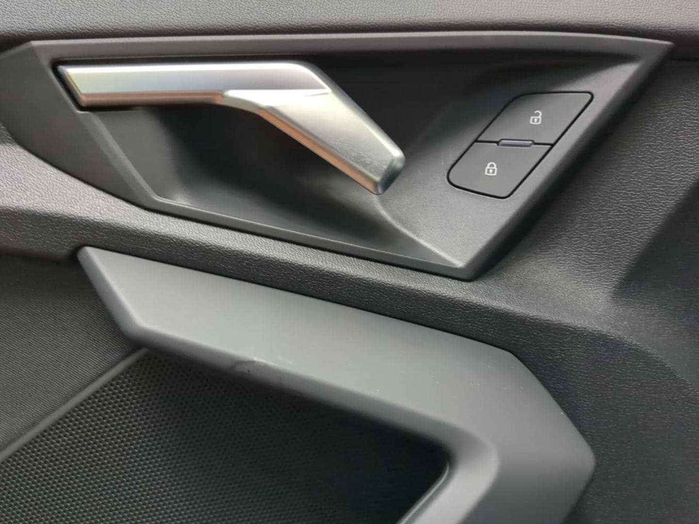 Bild über Audi A3 Limousine advanced 30 TFSI S tronic - für weitere Informationen kontaktieren Sie den Audi Partner