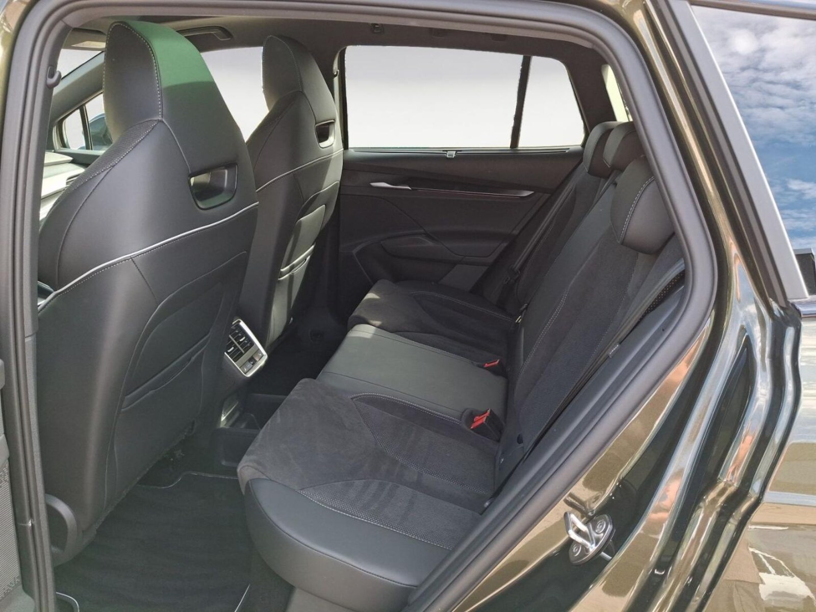 Škoda Enyaq – Bild 14