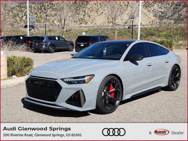 2026 Audi RS7 Performance's photo