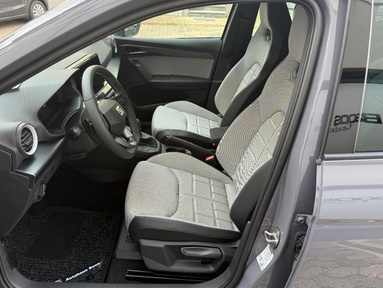 SEAT Arona – Bild 6