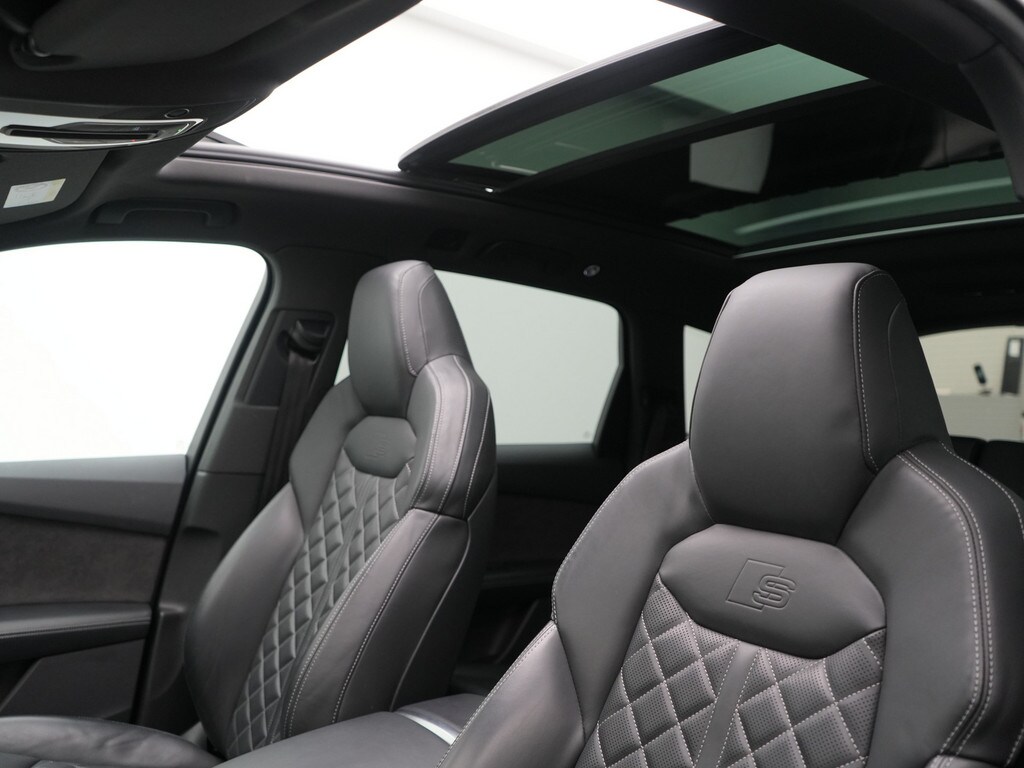 Image about Audi SQ7 TFSI quattro tiptronic