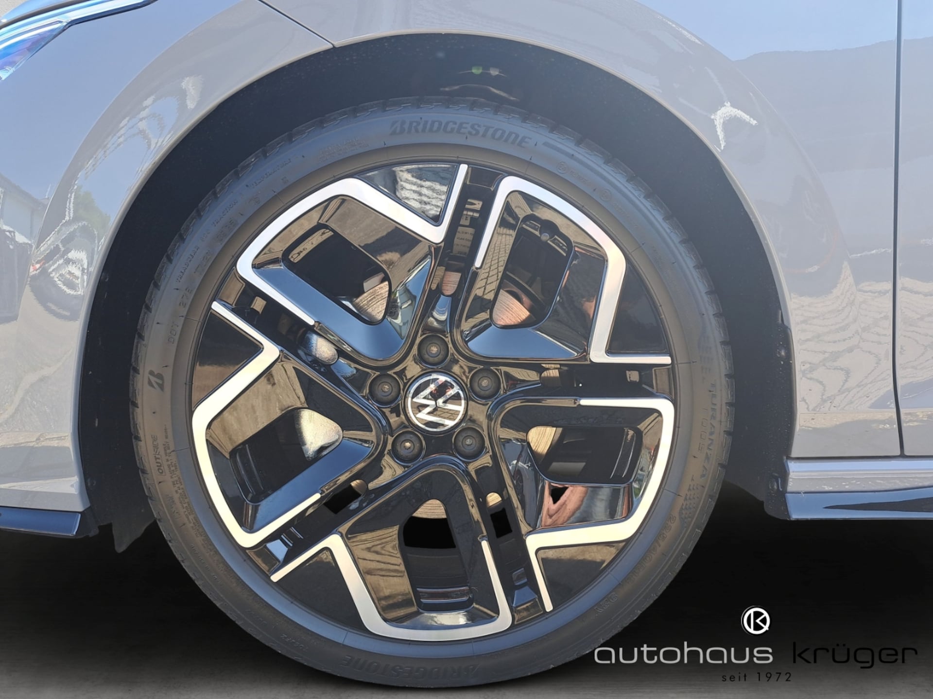 Volkswagen Golf R-Line