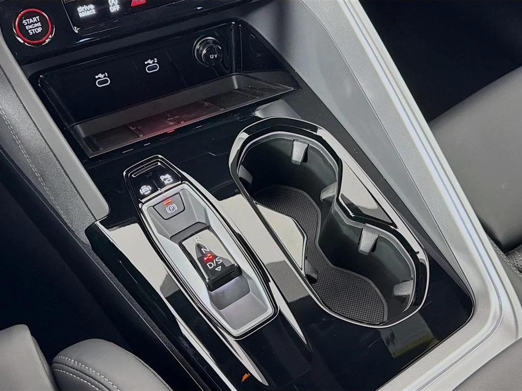 2025 Audi SQ5 Sportback Premium Plus - Photo 17