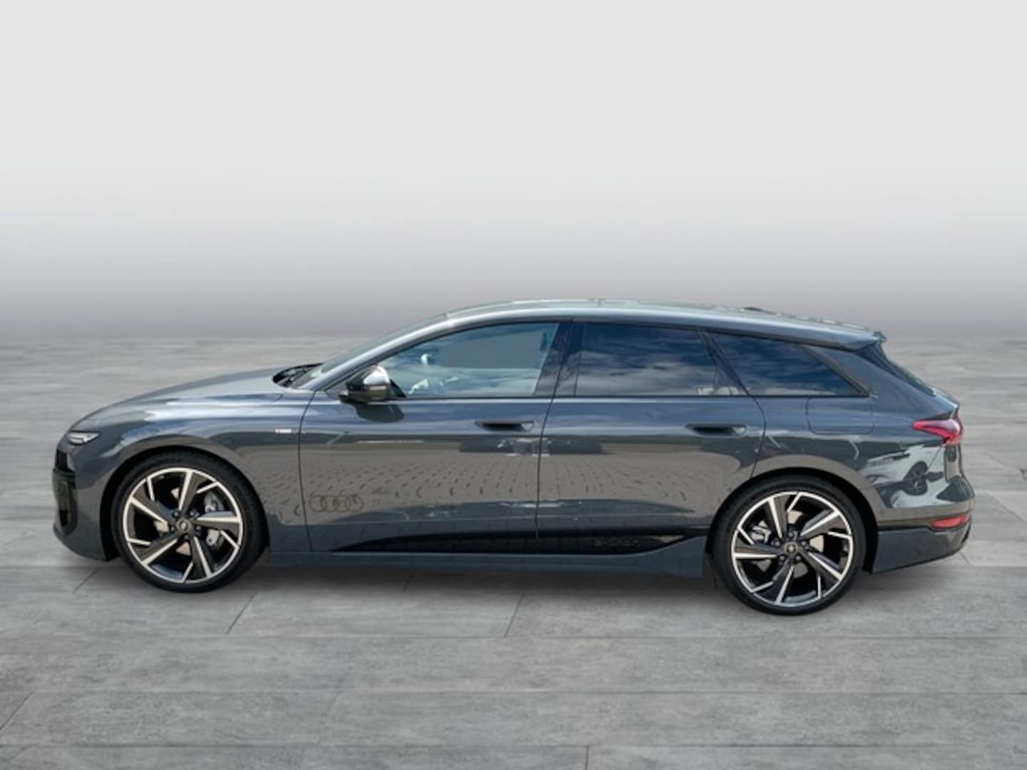 Bild über Audi A6 Avant e-tron e-tron quattro - für weitere Informationen kontaktieren Sie den Audi Partner