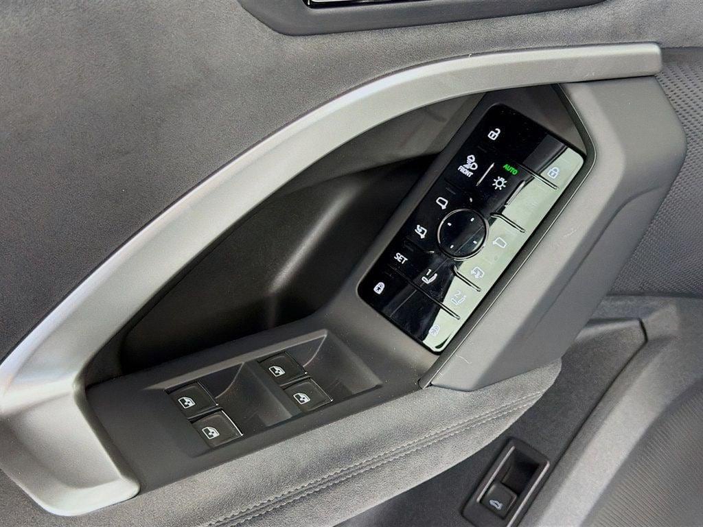 2025 Audi SQ5 Sportback Premium Plus - Photo 18