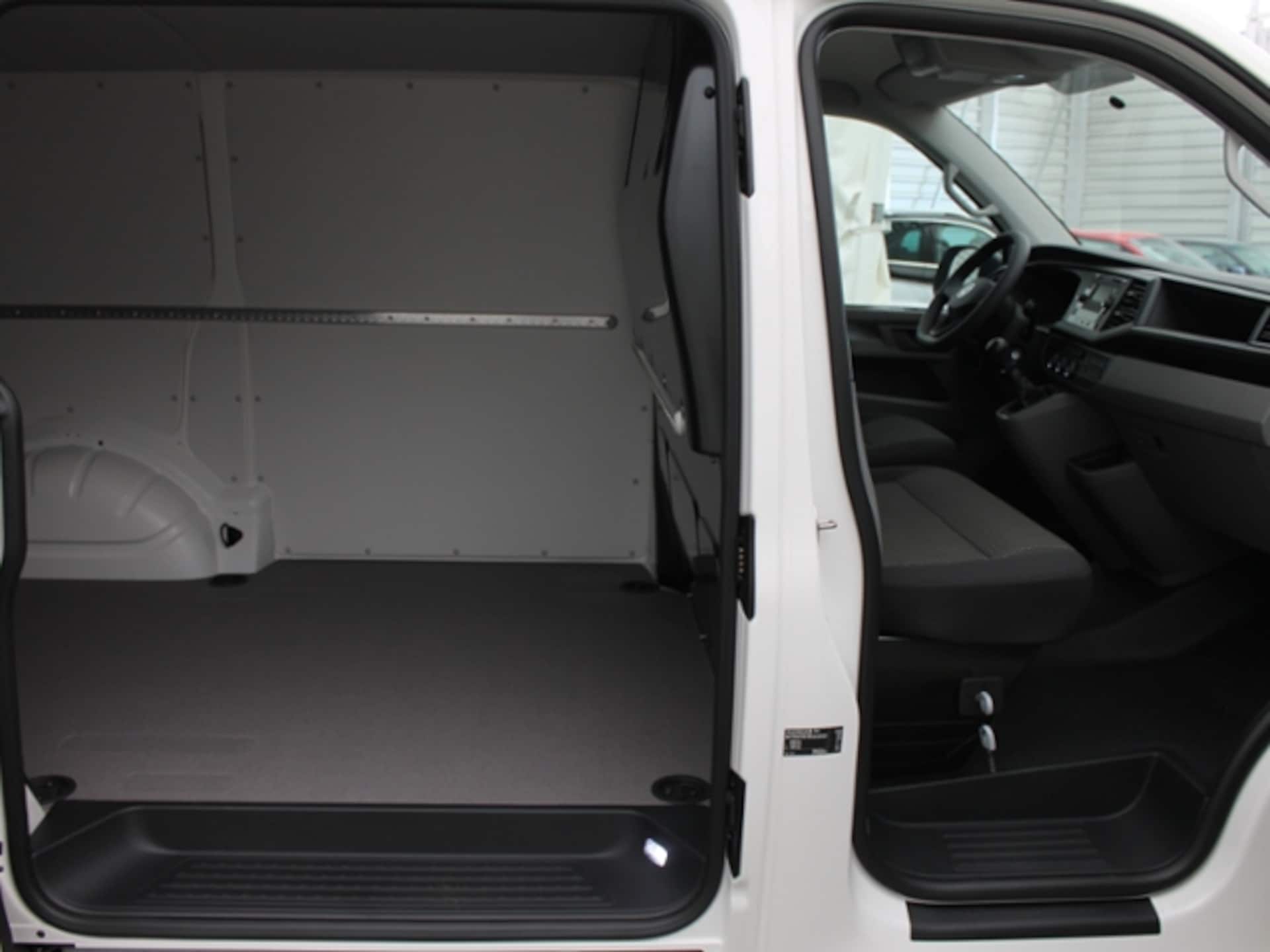 Volkswagen T6.1 Transporter Kasten kurzer Radstand