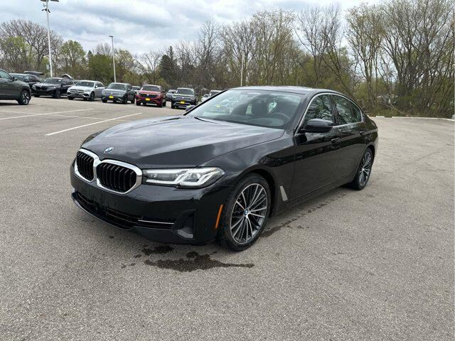 2023 BMW 530