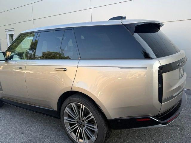 2025 Land Rover Range Rover