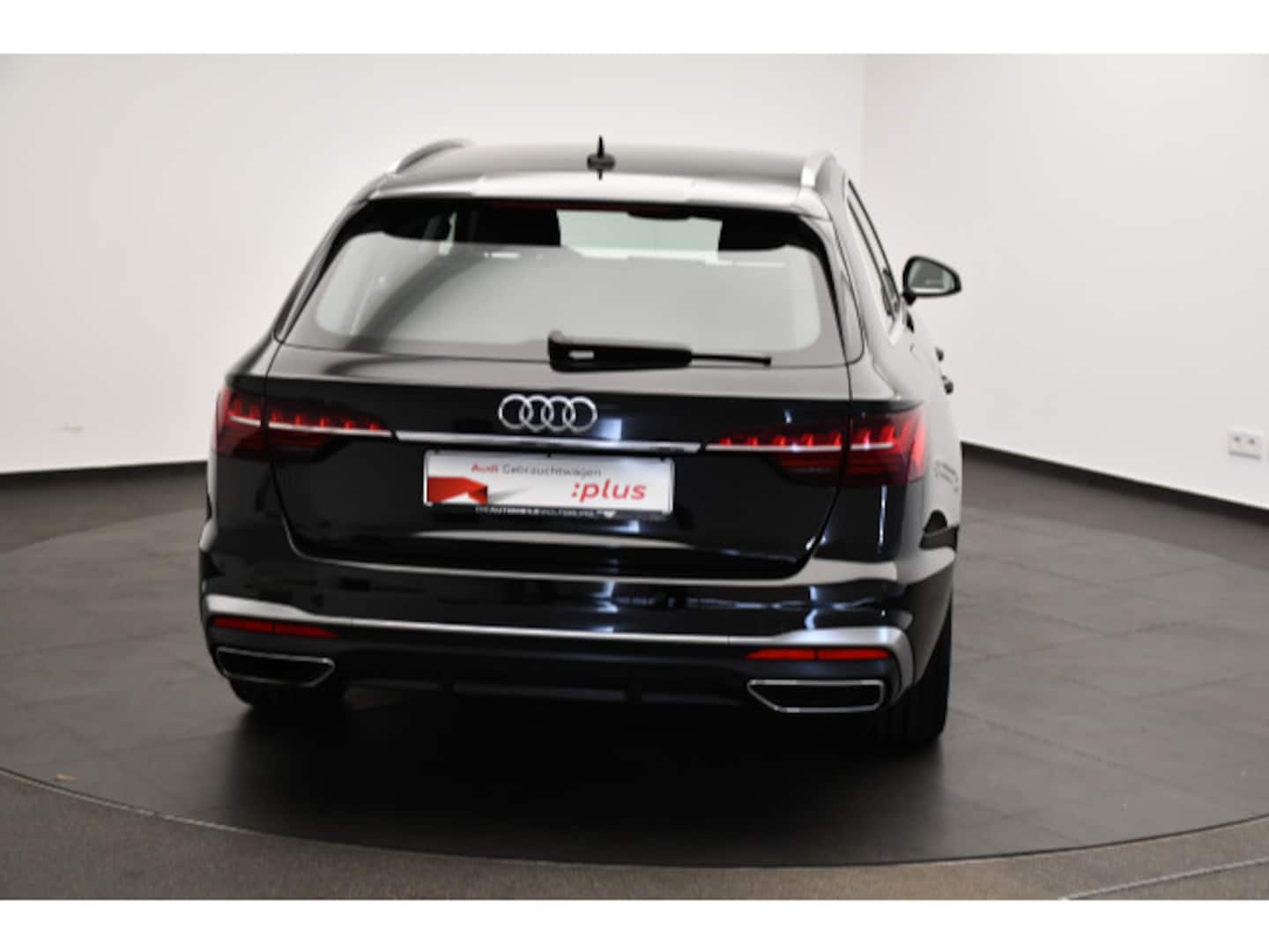 Bild über Audi A4 Avant S line 35 TDI S tronic - für weitere Informationen kontaktieren Sie den Audi Partner