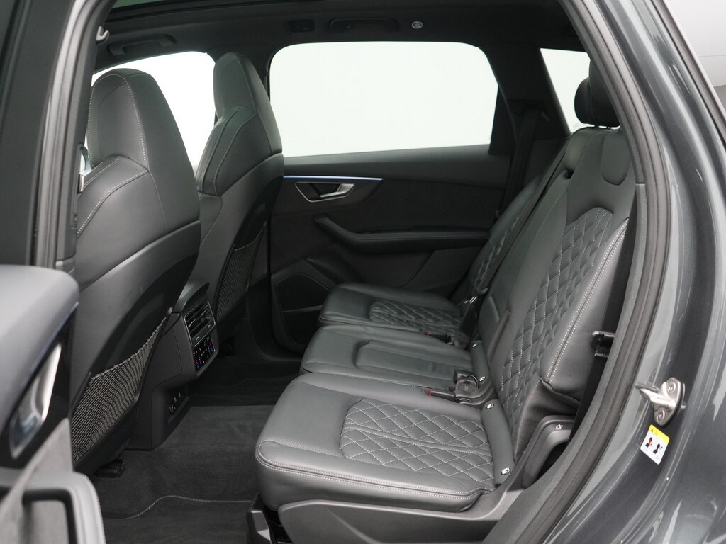 Image about Audi SQ7 TFSI quattro tiptronic