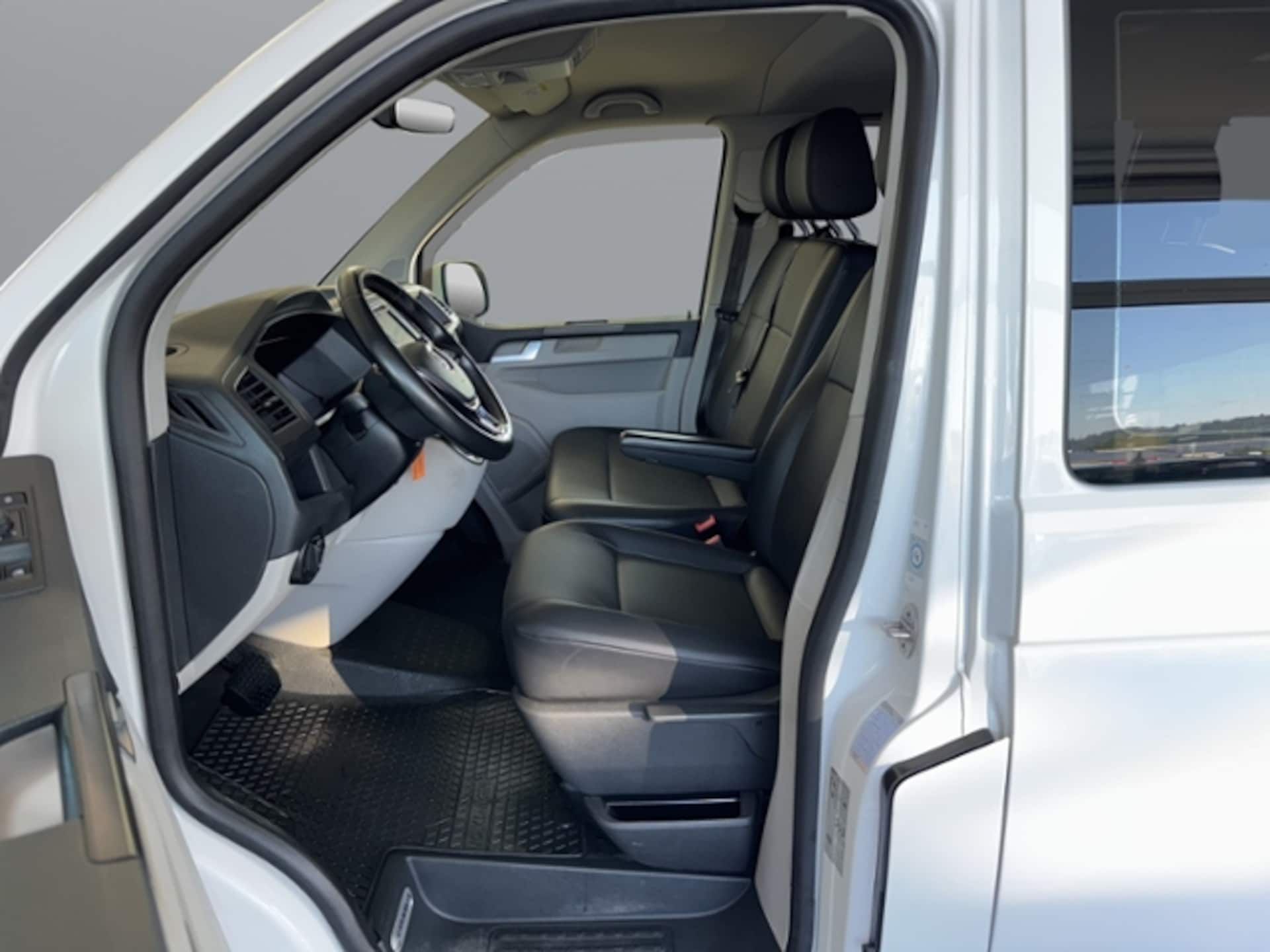 Volkswagen T6 Caravelle langer Radstand Comfortline