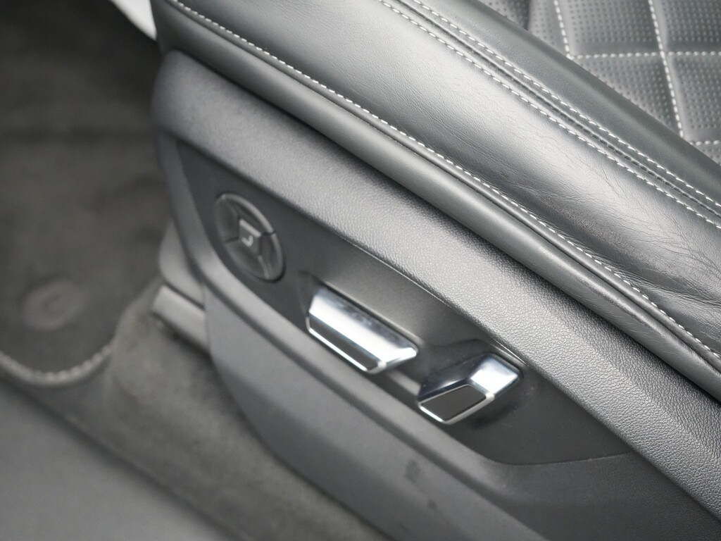 Image about Audi SQ7 TFSI quattro tiptronic