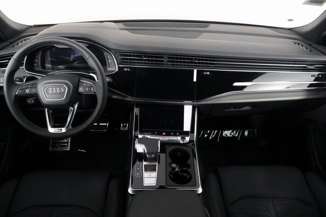 2026 Audi RS Q8 SUV performance