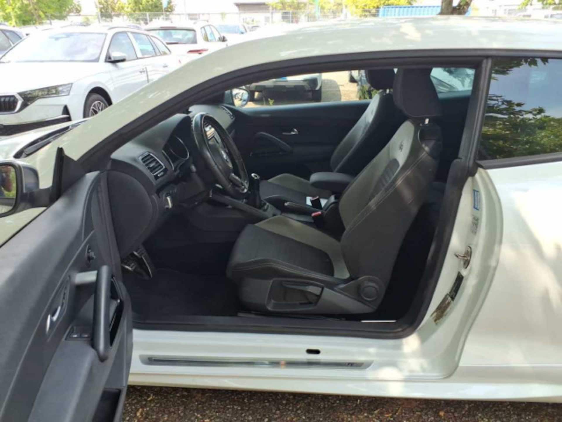 Volkswagen Scirocco R