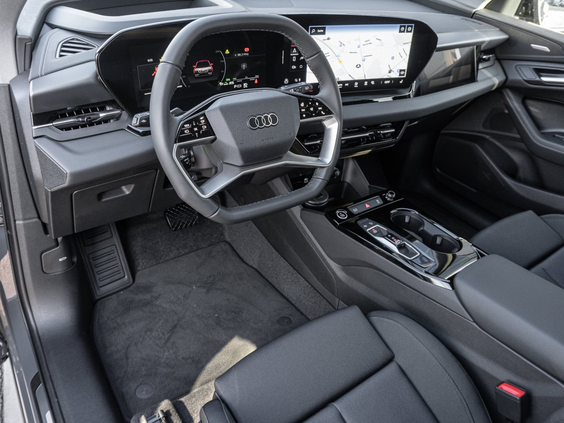 Audi Q6 SUV e-tron