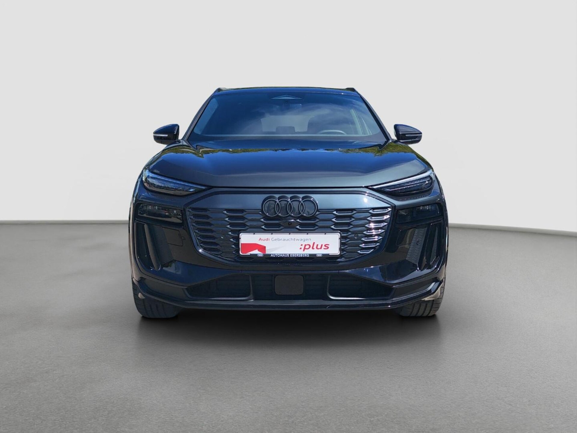 Audi SQ6 SUV e-tron