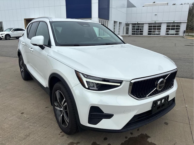 2023 Volvo XC40