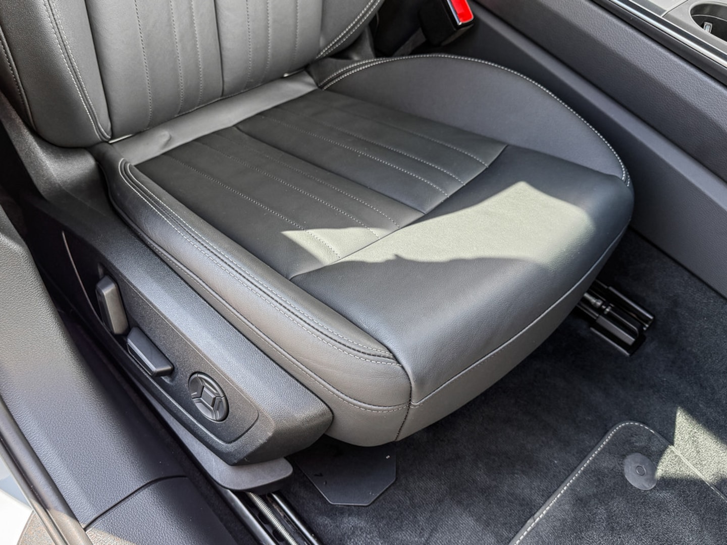 Bild über Audi A6 Avant S line 40 TDI S tronic - für weitere Informationen kontaktieren Sie den Audi Partner