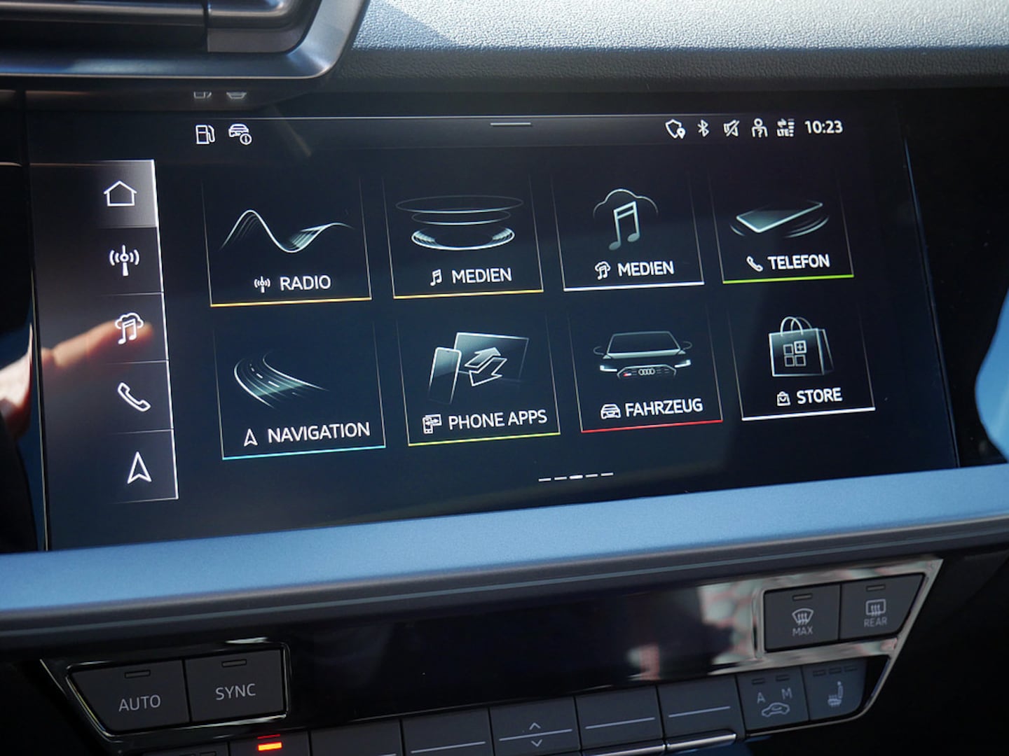 Bild über Audi RS 3 Sportback TFSI quattro 294 kW S tronic - für weitere Informationen kontaktieren Sie den Audi Partner