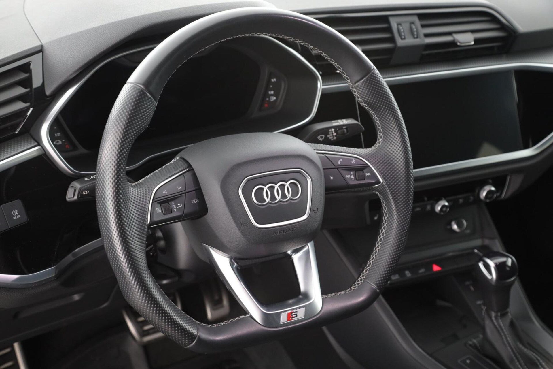 Audi Q3 TFSI e S line