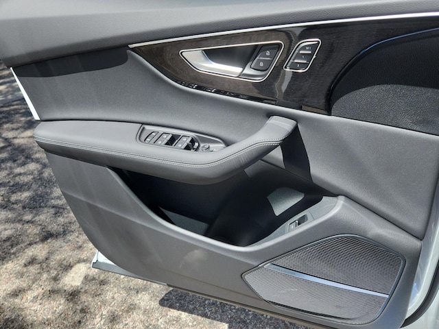 2026 Audi Q8 Premium Plus - Photo 17