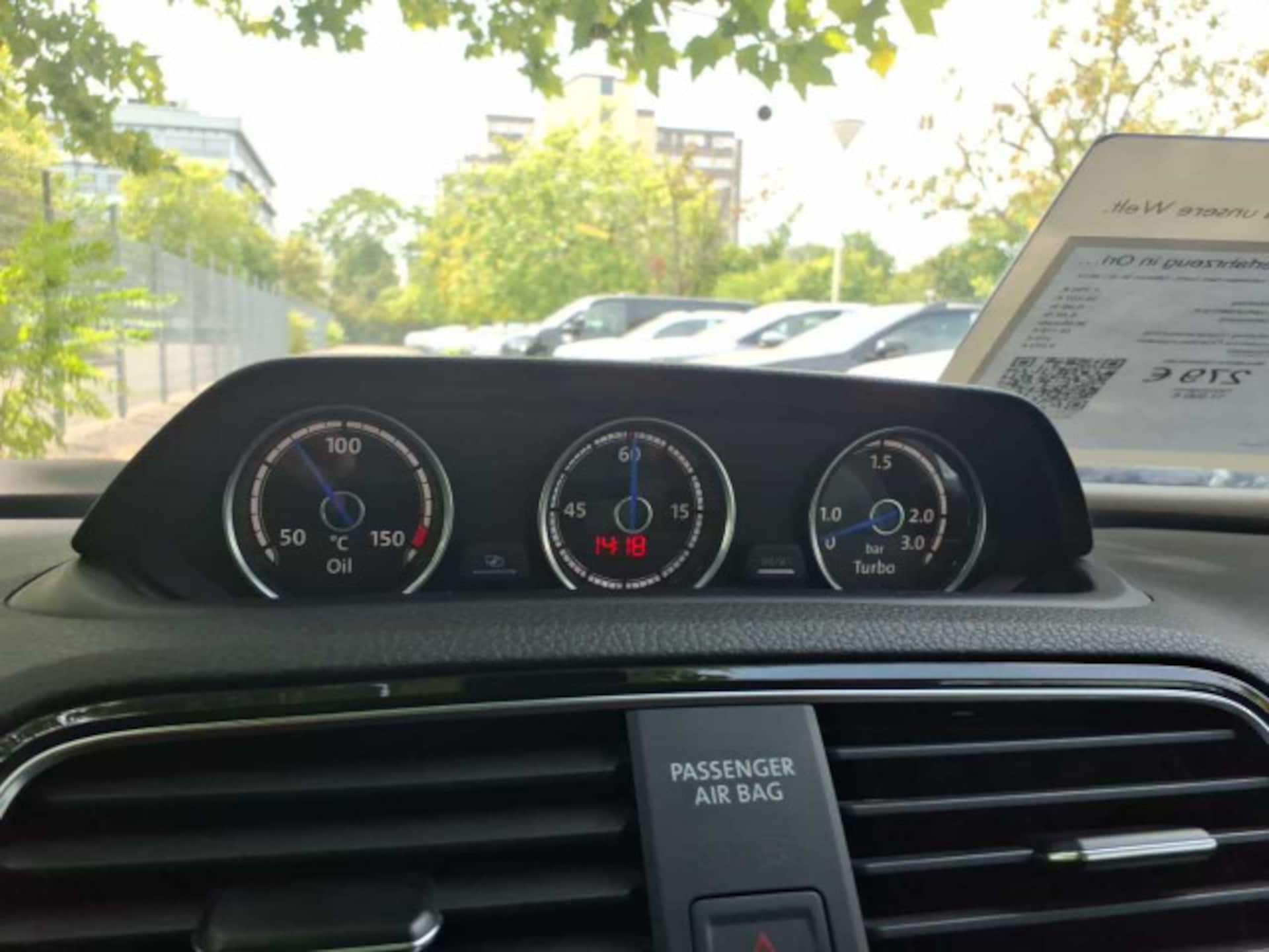 Volkswagen Scirocco R