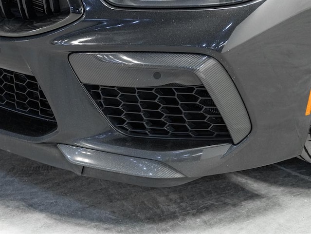 2024 BMW M8