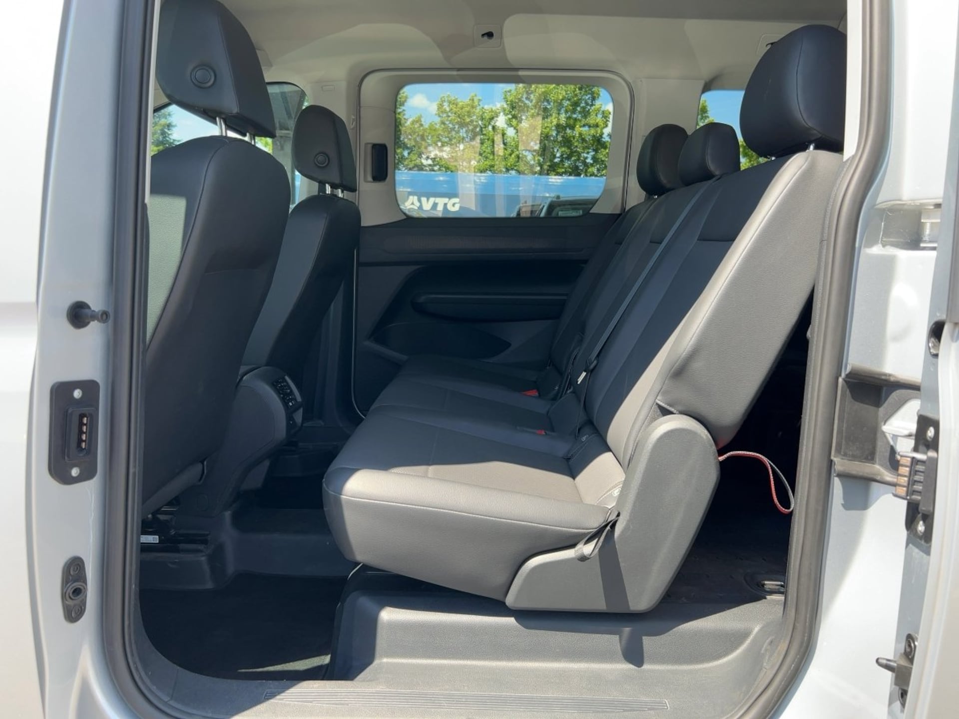 Volkswagen Caddy Maxi Basis-Modell
