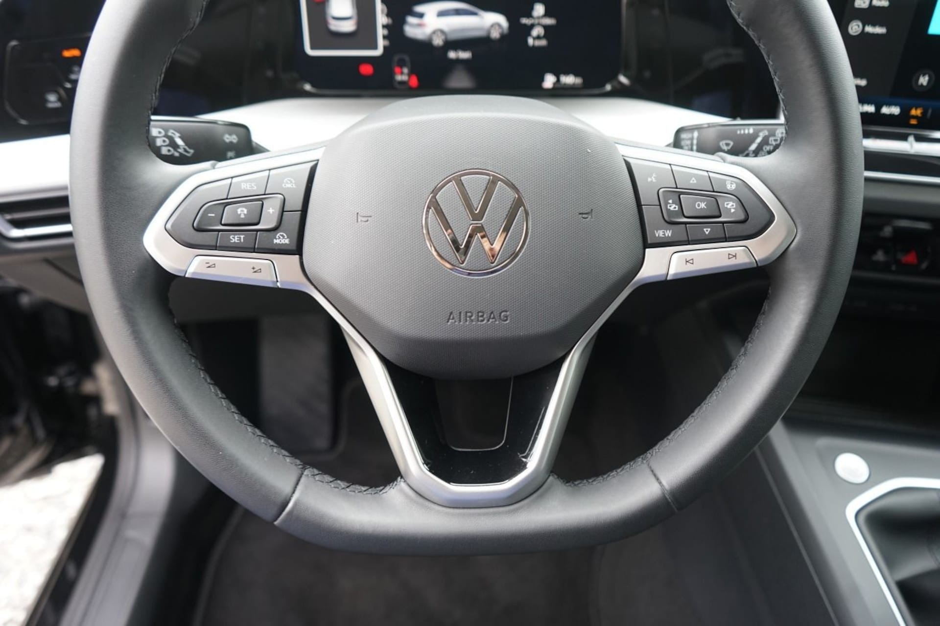 Volkswagen Golf Life