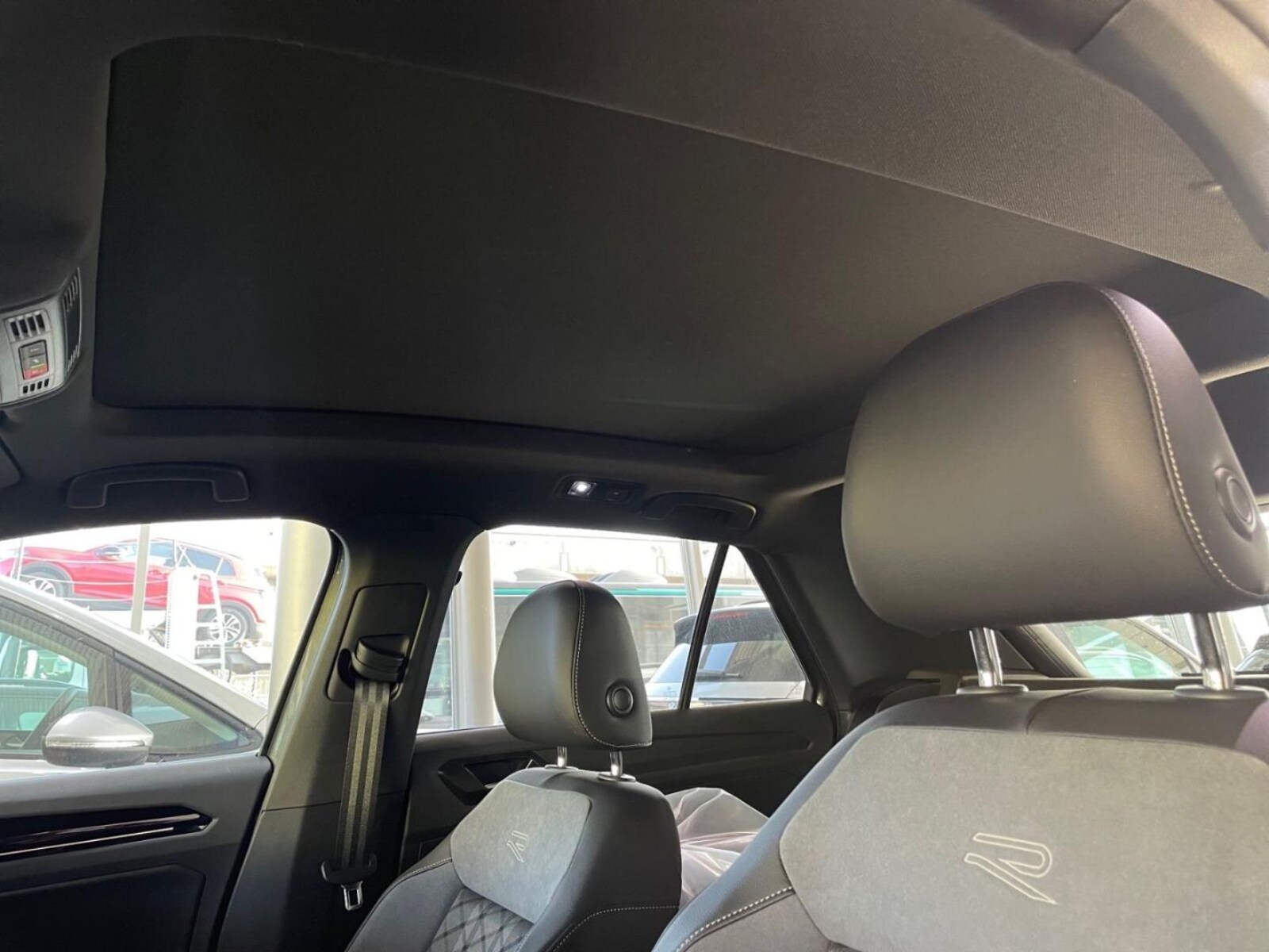 Volkswagen T-Roc – Bild 12