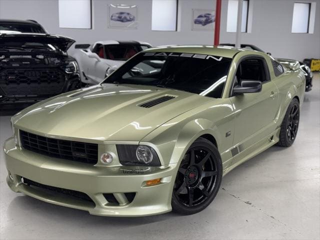 Used 2005 Ford Mustang GT Premium with VIN 1ZVFT82H255195237 for sale in Wilmington, DE