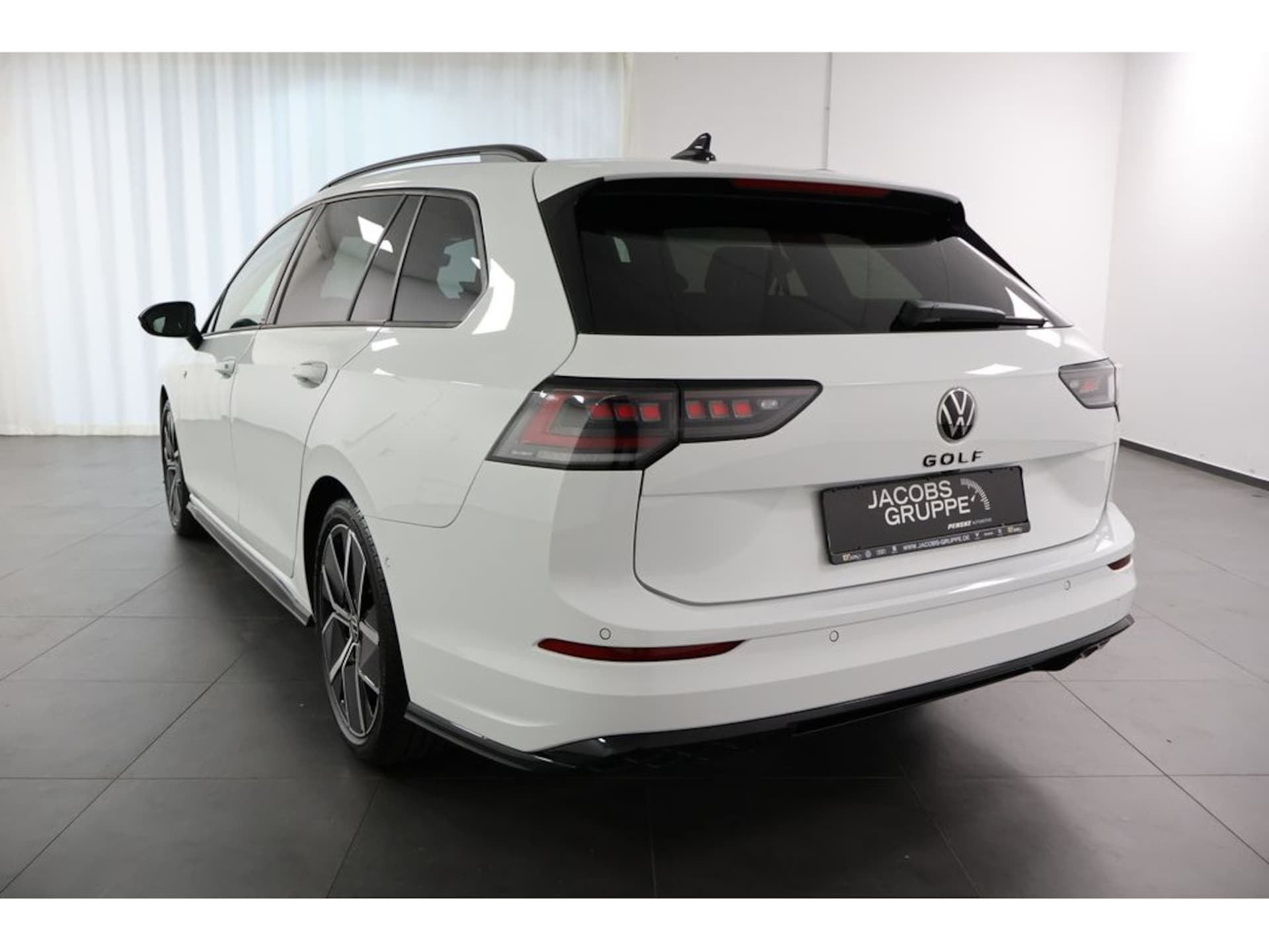 Volkswagen Golf Variant R-Line