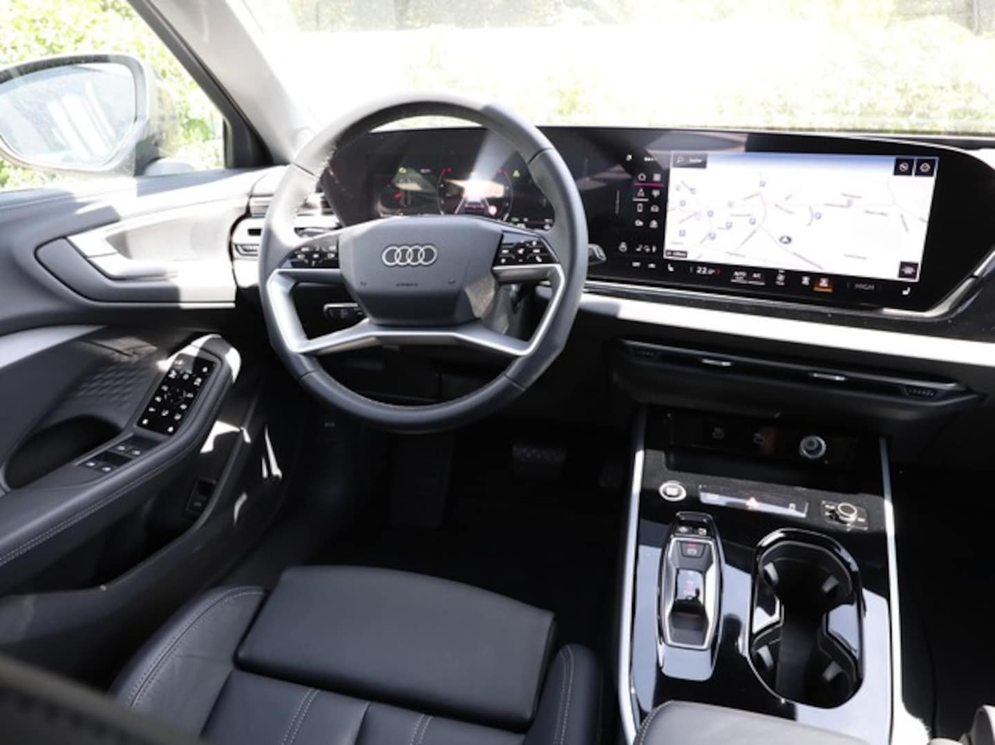 Bild über Audi A5 Avant TDI 150 kW S tronic - für weitere Informationen kontaktieren Sie den Audi Partner