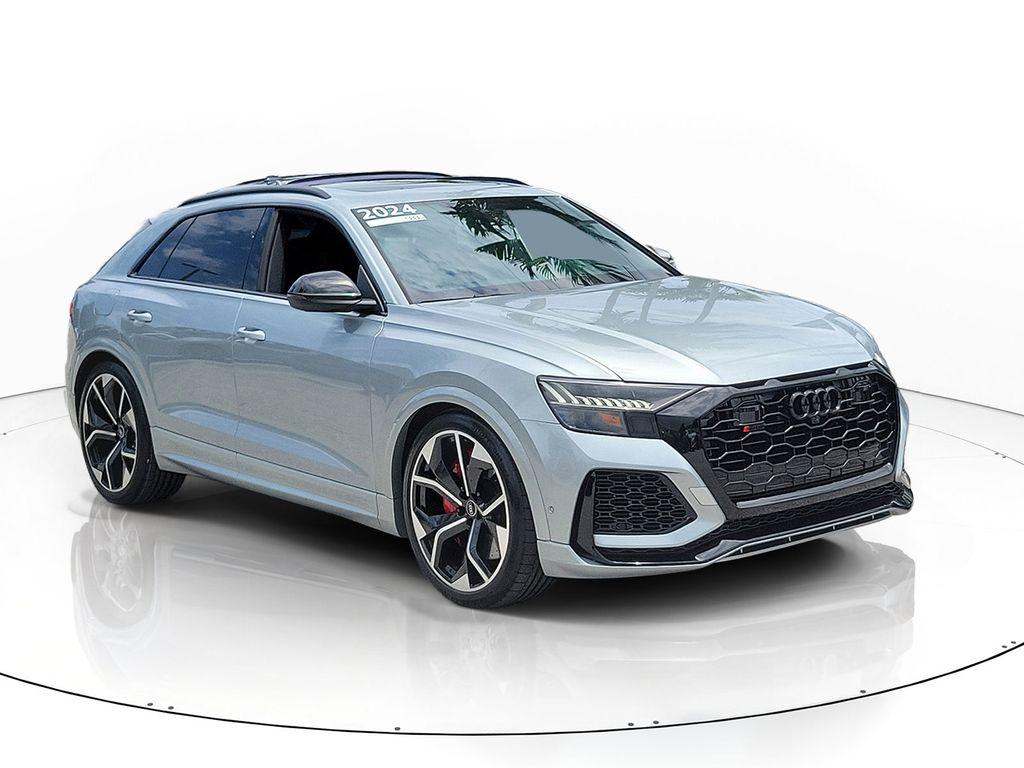2024 Audi RS Q8 -'s photo