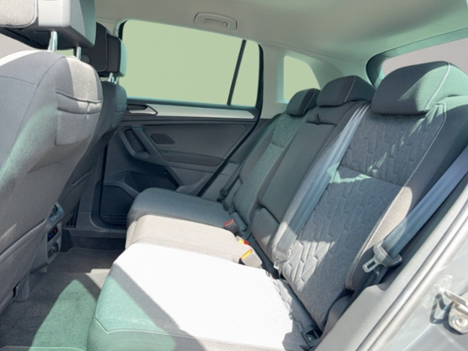 Volkswagen Tiguan – Bild 13