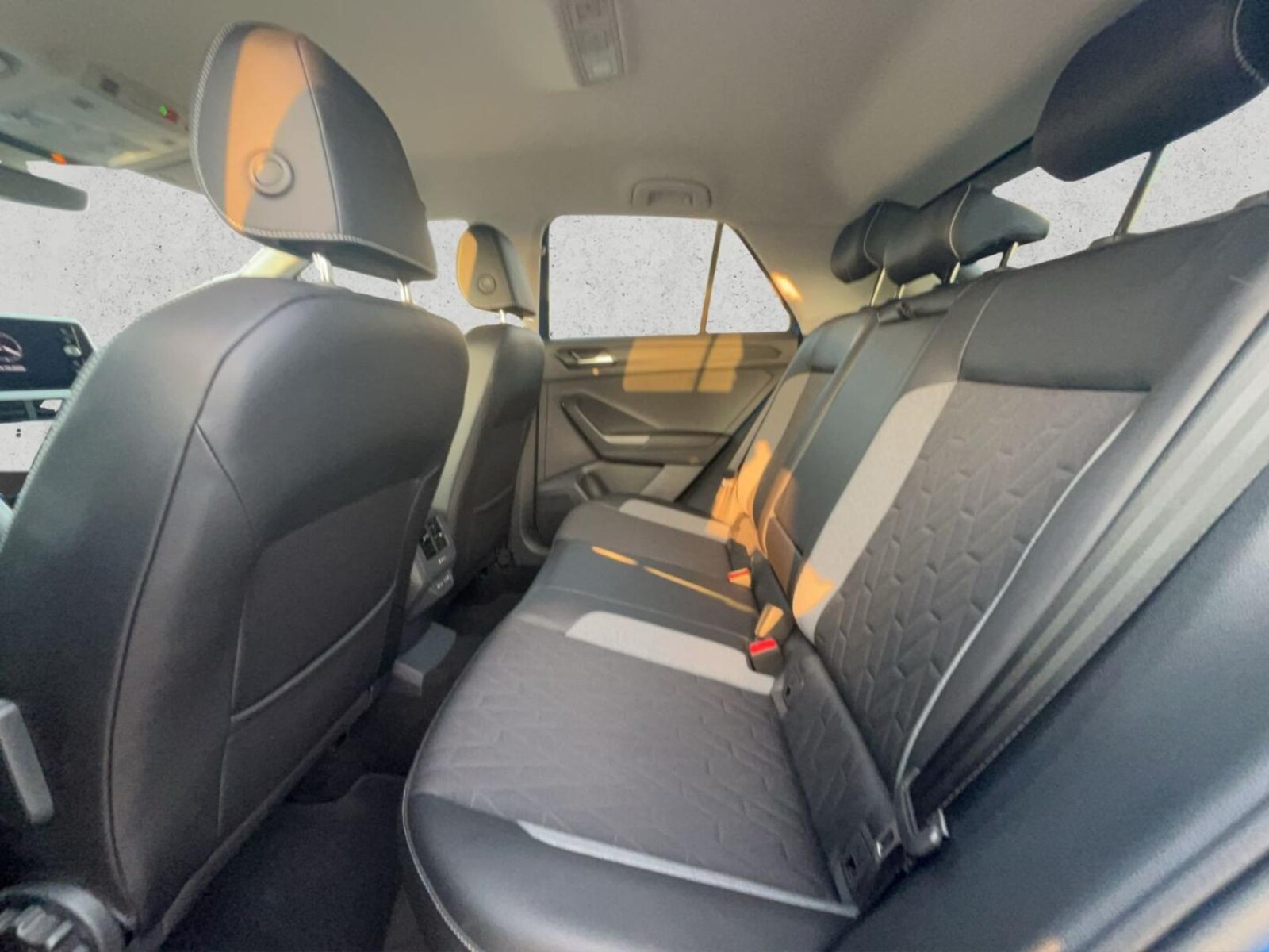 Volkswagen T-Roc – Bild 15