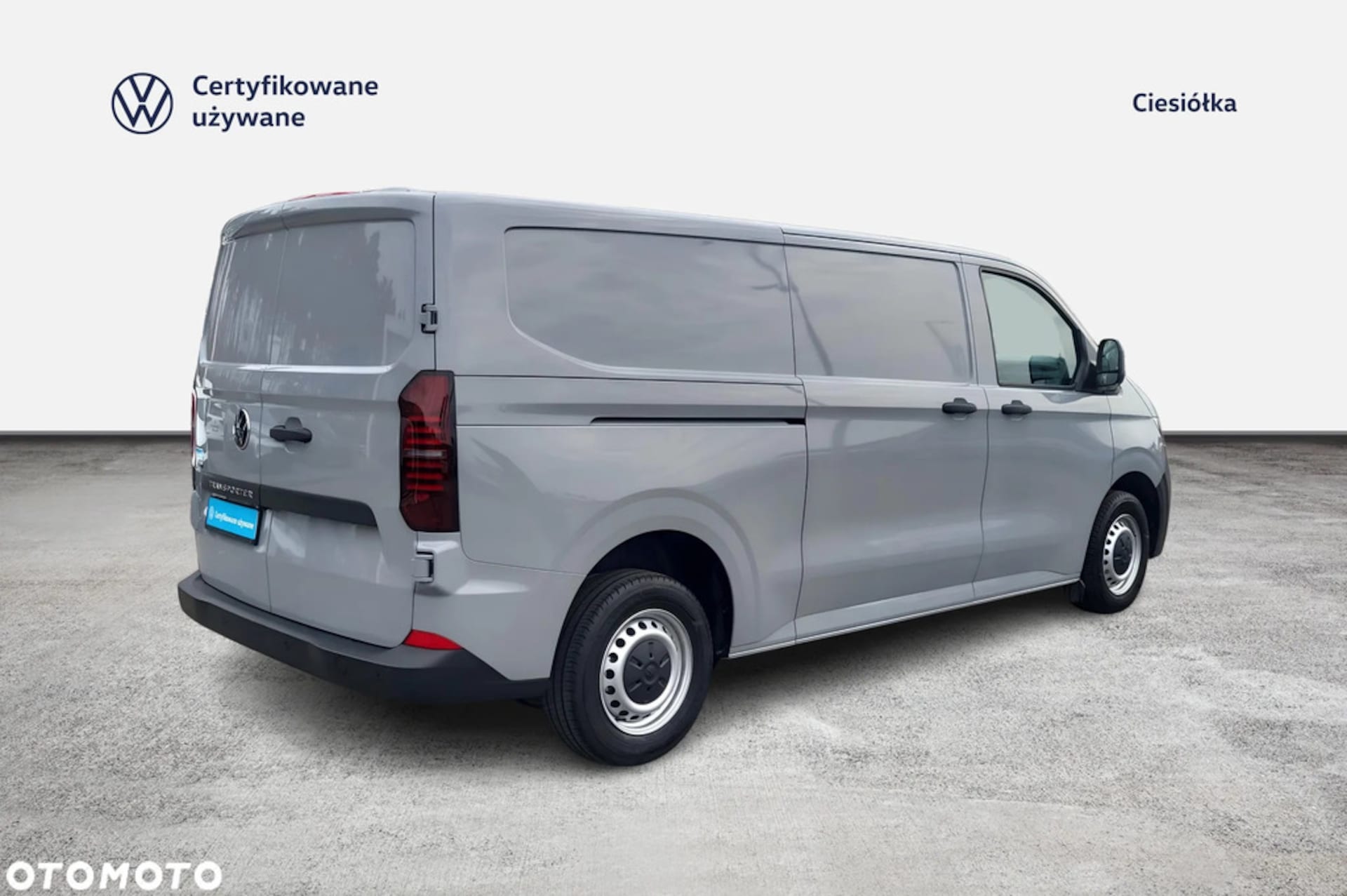 Volkswagen Transporter Furgon długi rozstaw osi