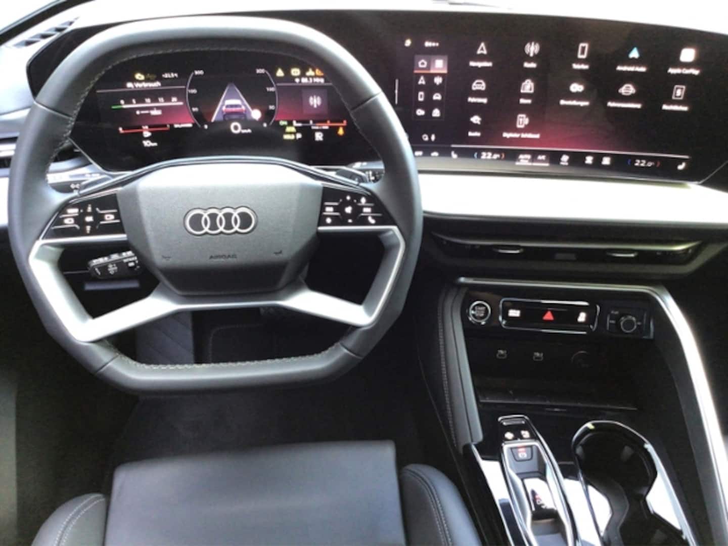 Bild über Audi Q5 Sportback TDI quattro 150 kW S tronic - für weitere Informationen kontaktieren Sie den Audi Partner