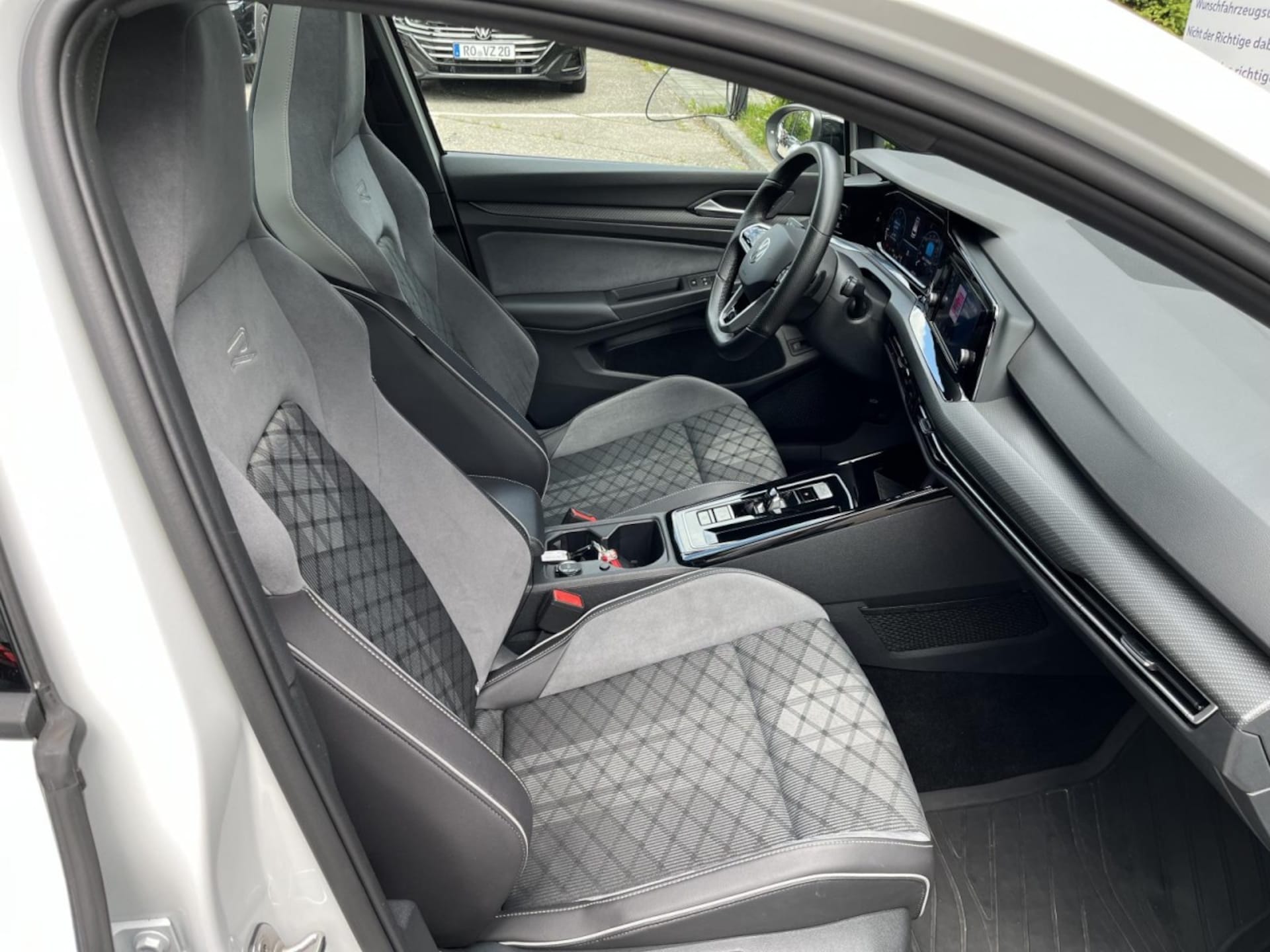 Volkswagen Golf Variant R-Line