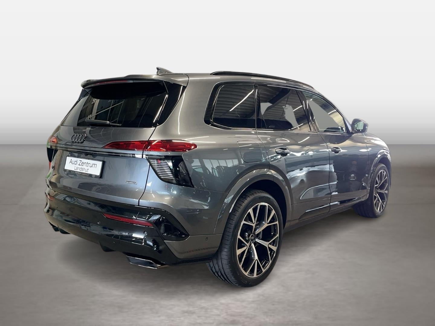 Bild über Audi Q7 SUV TDI quattro 220 kW tiptronic - für weitere Informationen kontaktieren Sie den Audi Partner