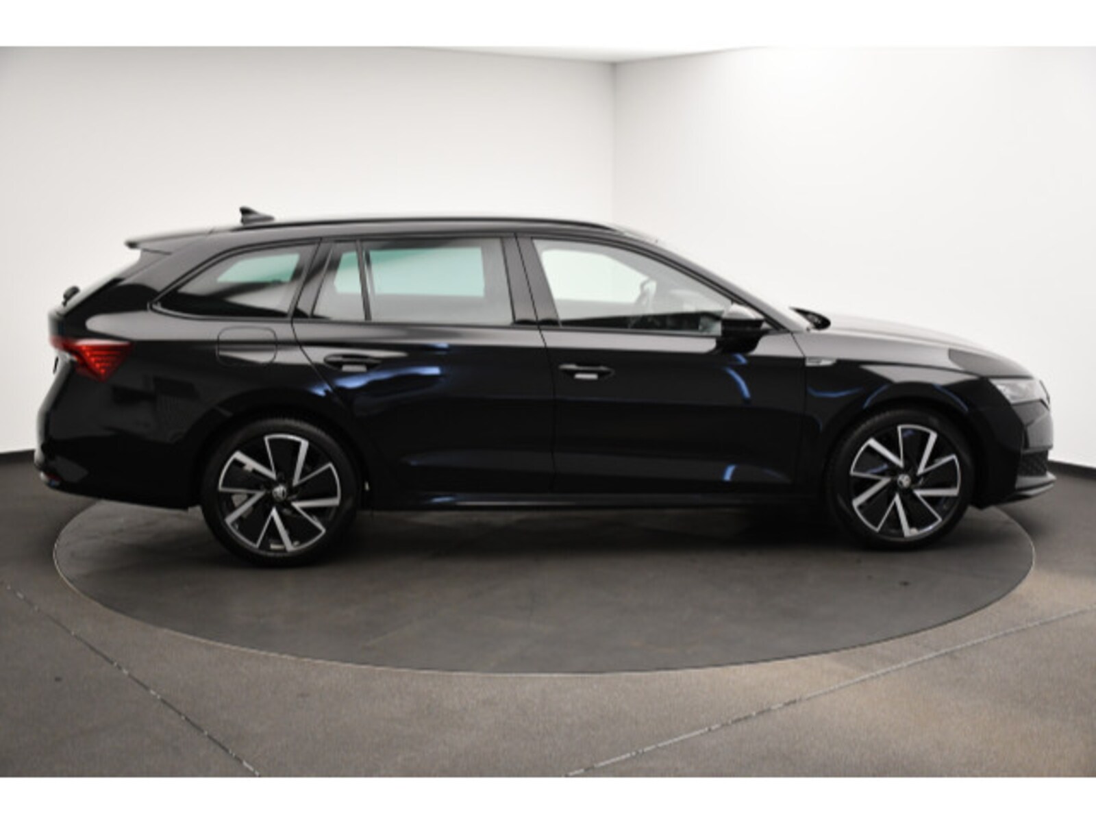 Škoda Octavia Combi – Bild 17