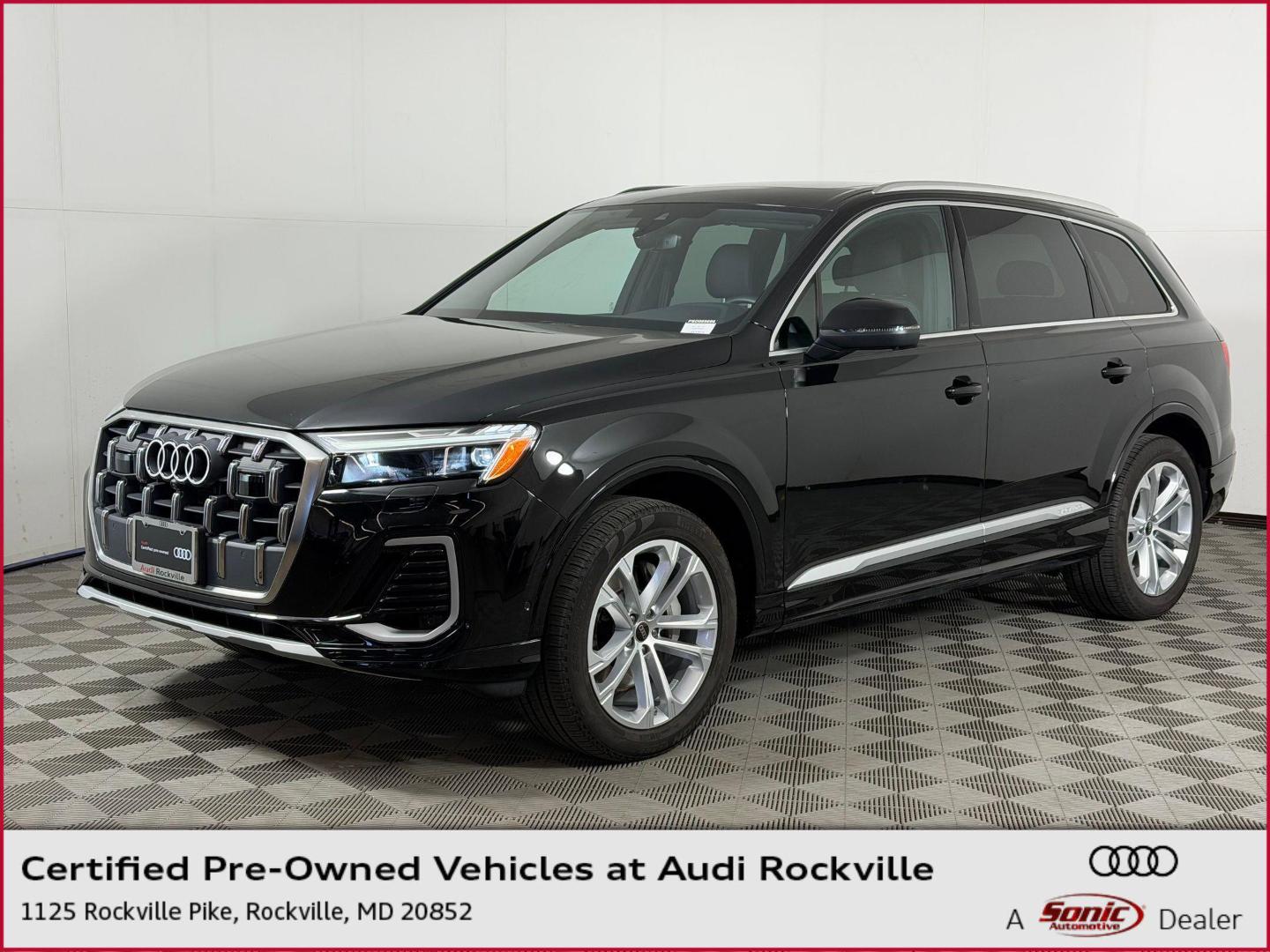 2025 Audi Q7's photo