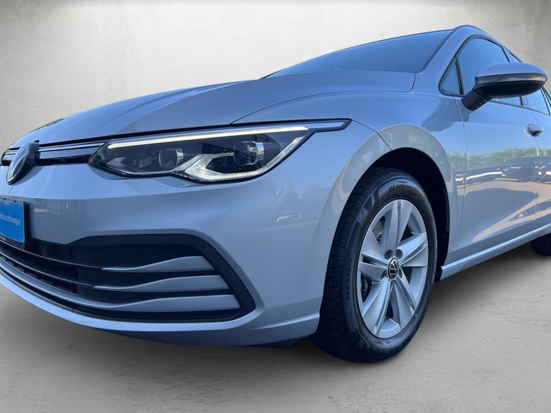 Volkswagen Golf Variant Life