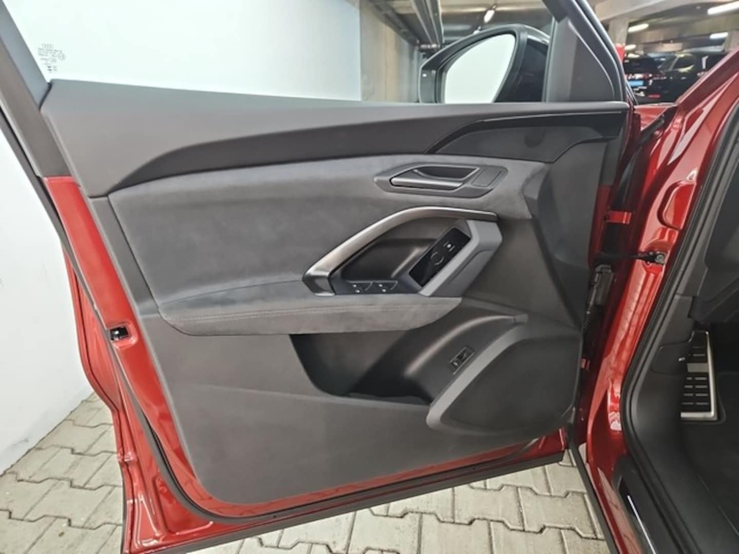 Bild über Audi Q5 SUV TDI quattro 150 kW S tronic - für weitere Informationen kontaktieren Sie den Audi Partner