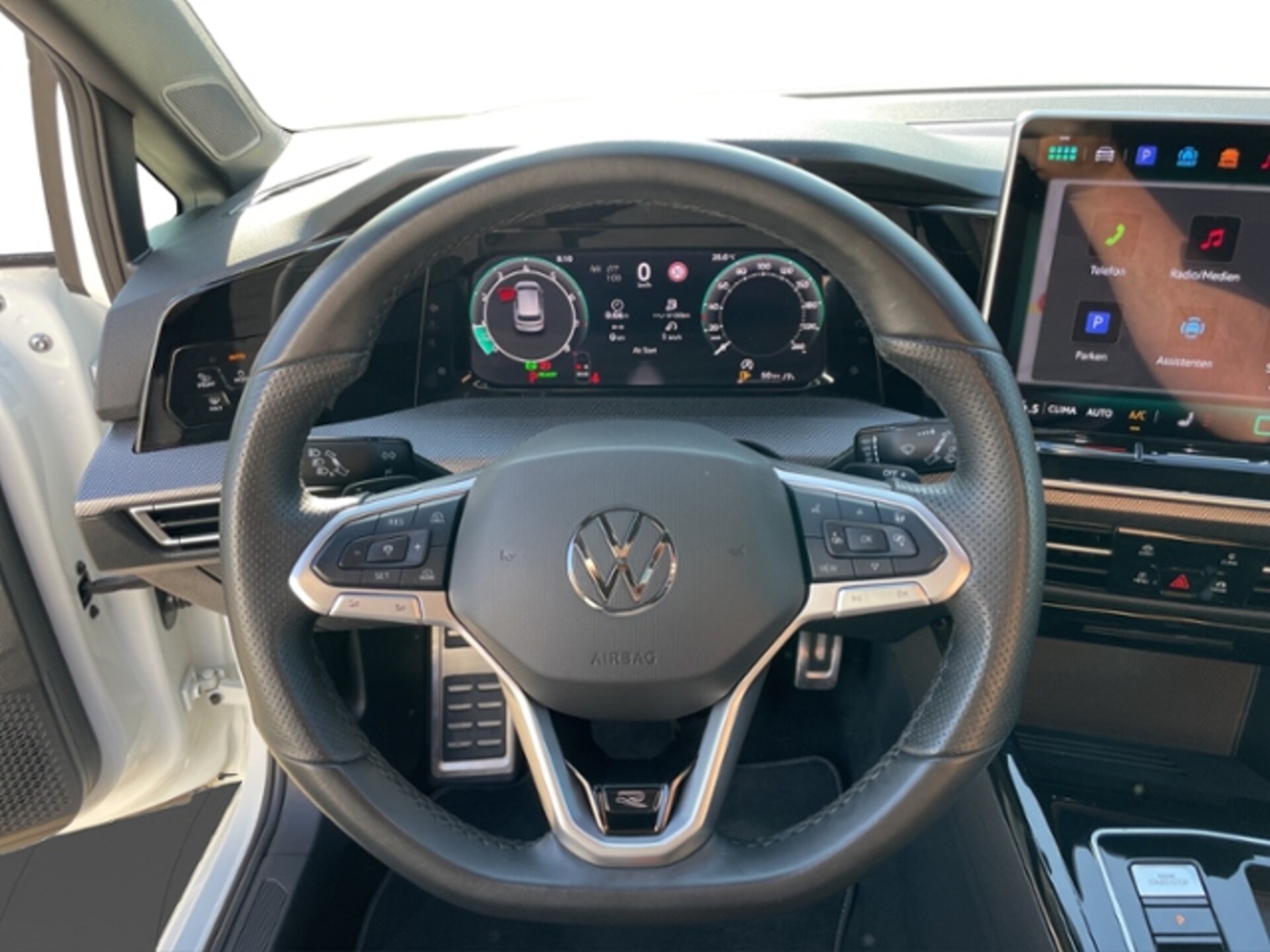 Volkswagen Golf R-Line