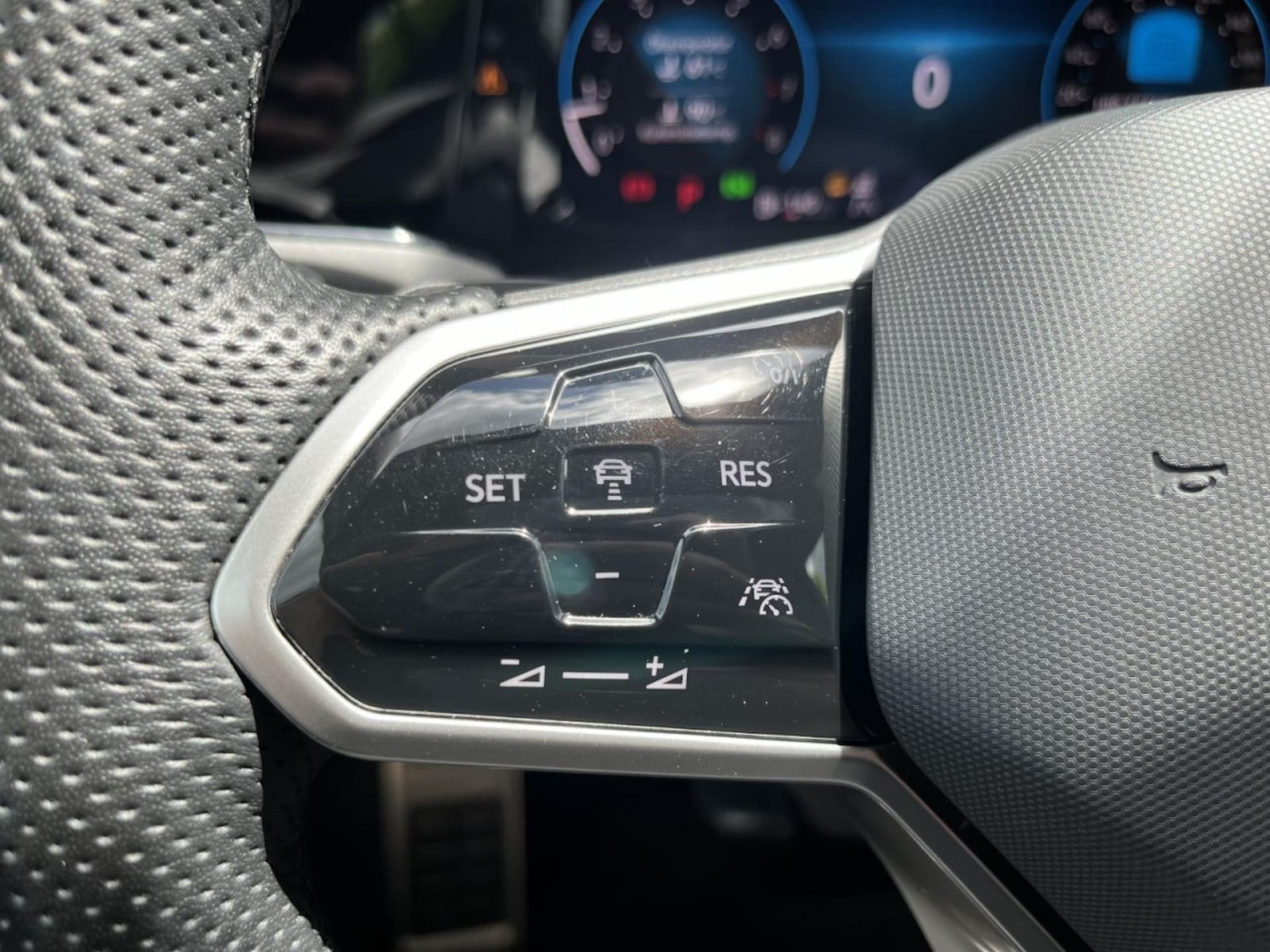 Volkswagen Golf Variant R-Line