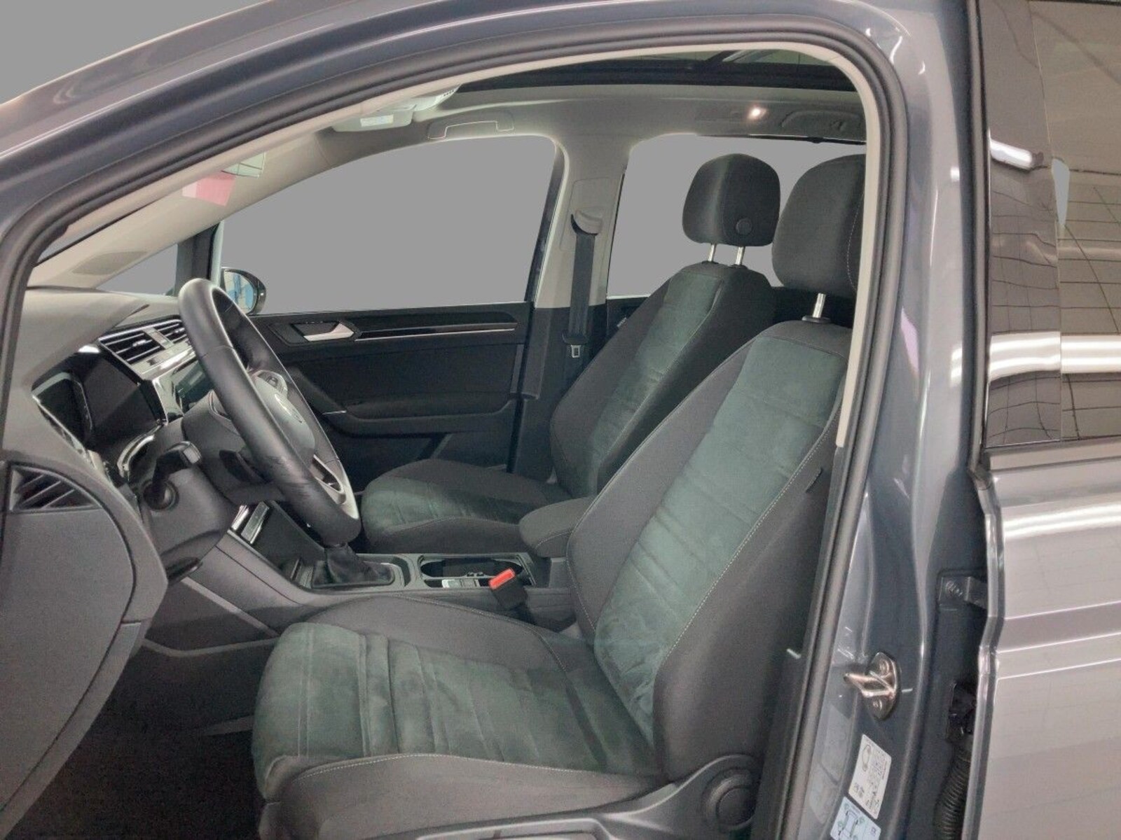 Volkswagen Touran – Bild 7