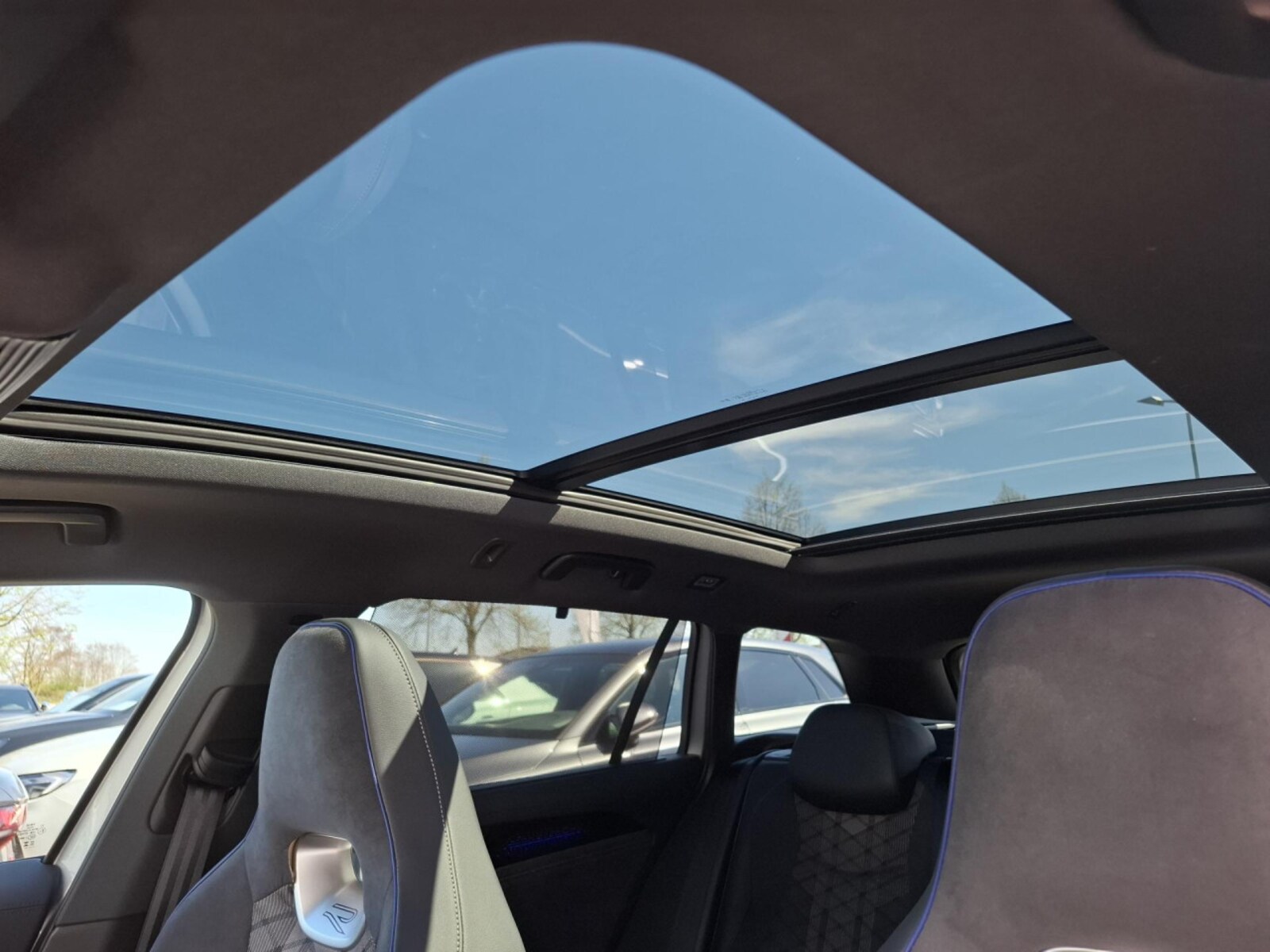Volkswagen Passat – Bild 20