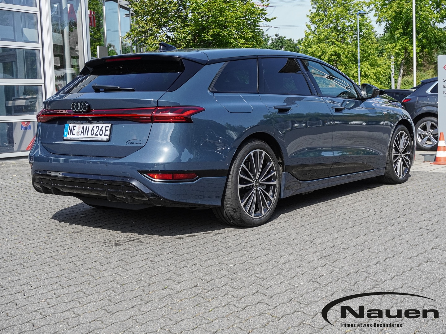 Bild über Audi A6 Avant e-tron S line business e-tron performance 270 kW - für weitere Informationen kontaktieren Sie den Audi Partner