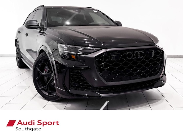 Photo of 2025 Audi RS Q8 SUV performance 